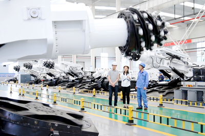 中网华信科技股份 拥抱大模型技术，驱动数字转型升级